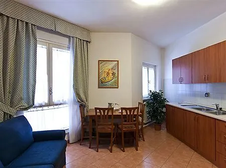 San Pietro La Corte فندق 3*