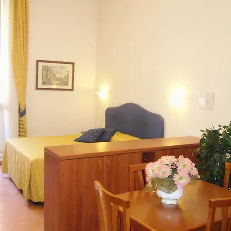 San Pietro La Corte فندق 3*